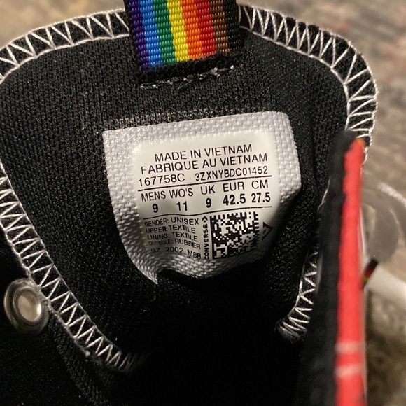 NWOT LGBTQ+ Gay Pride Rainbow Converse High Tops 🌈 - Picture 11 of 13